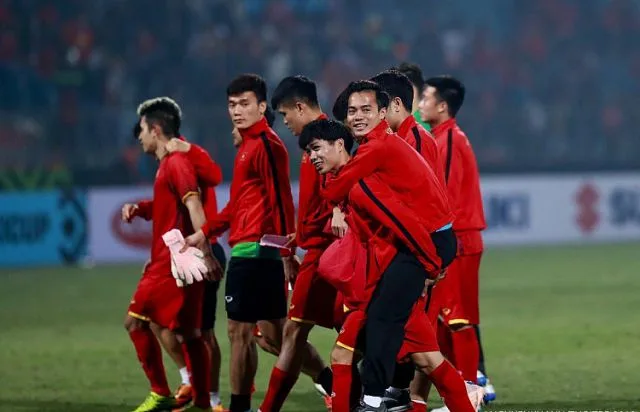 hinh anh ban be khong quen nhau