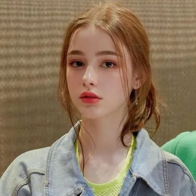 Angelina Danilova gái xinh Châu Âu xinh như thiên thần