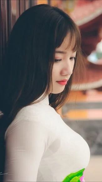 hot girl facebook dep trong trang phuc ao dai