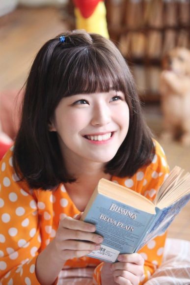 gai Han Quoc toc ngan yeu doi