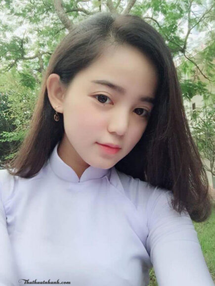 Ảnh girl xinh cấp 3 mặc áo dài