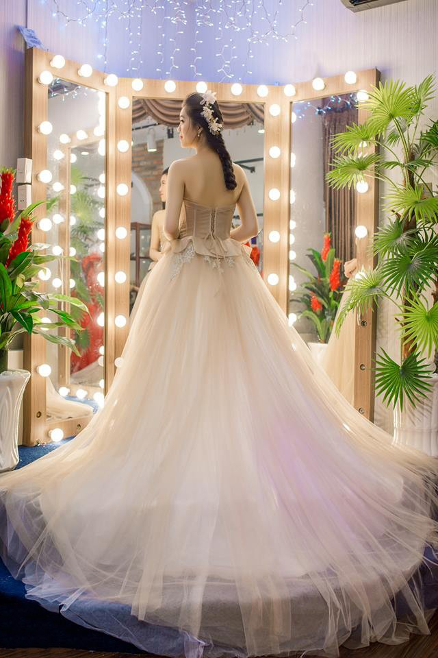 Những mẫu váy cưới đẹp và lộng lẫy nhất Thỏa mãn sự mong đợi của cô dâu về  váy cưới đẹp