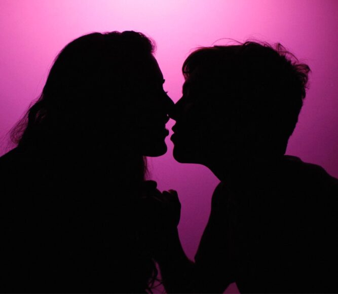 Avatar cặp đen lãng mạn nhất