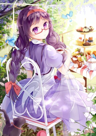 Hình ảnh anime girl đeo kính váy tím cute