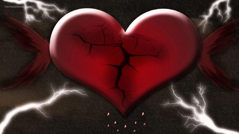Hình ảnh trái tim rỉ máu này mang đến cho bạn một cái nhìn đầy cảm xúc về tình yêu và sự hy sinh. Bằng màu đỏ tươi rực, hình ảnh trái tim rỉ máu tạo ra sức hút đặc biệt và sự cảm nhận sâu sắc.