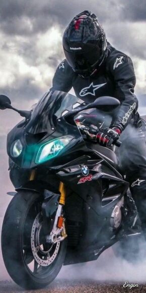 hình nền xe moto đen lịch lãm