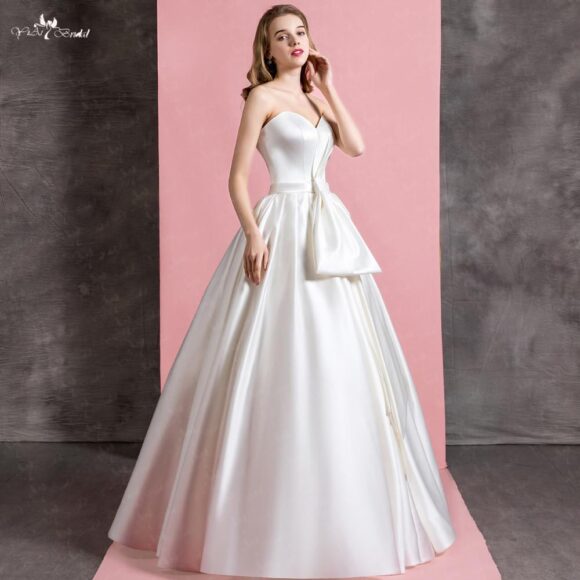 hình ảnh váy cưới trơn cúp ngực