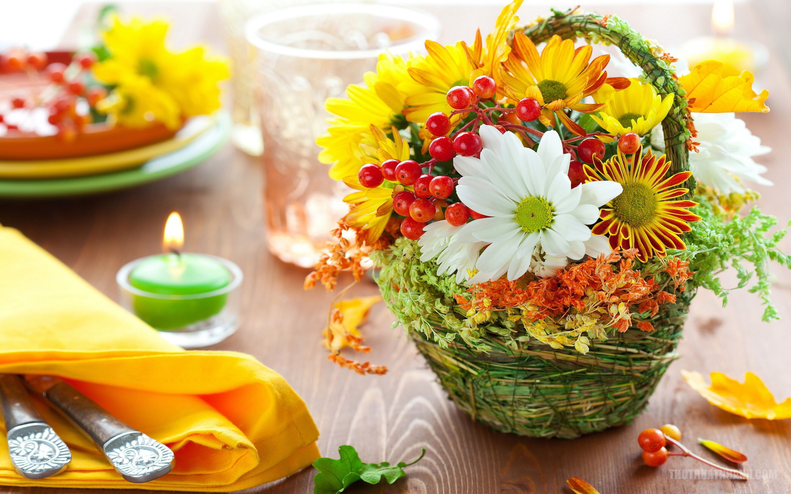 Lẵng hoa lễ: Lẵng hoa lễ là món quà ý nghĩa nhất để tôn vinh sự kiện đặc biệt của bạn. Bằng những món quà này, chúng tôi hy vọng sẽ giúp bạn tạo ra một bầu không khí lễ hội thật rực rỡ và đầy ấn tượng.
