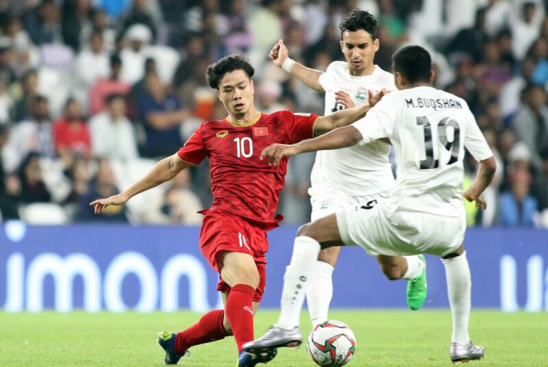 Hình ảnh công phượng trên sân cỏ