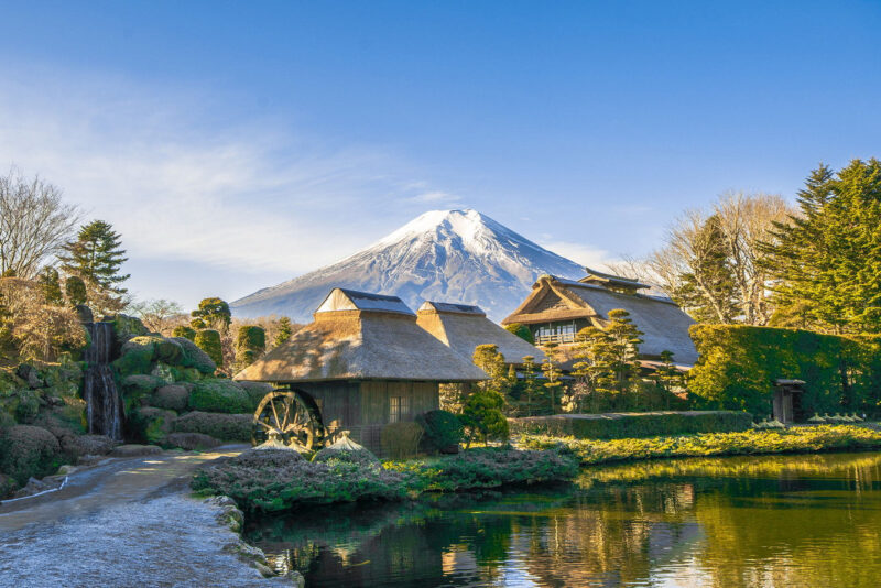 Hình ảnh núi Phú Sĩvà làng cổ oshino