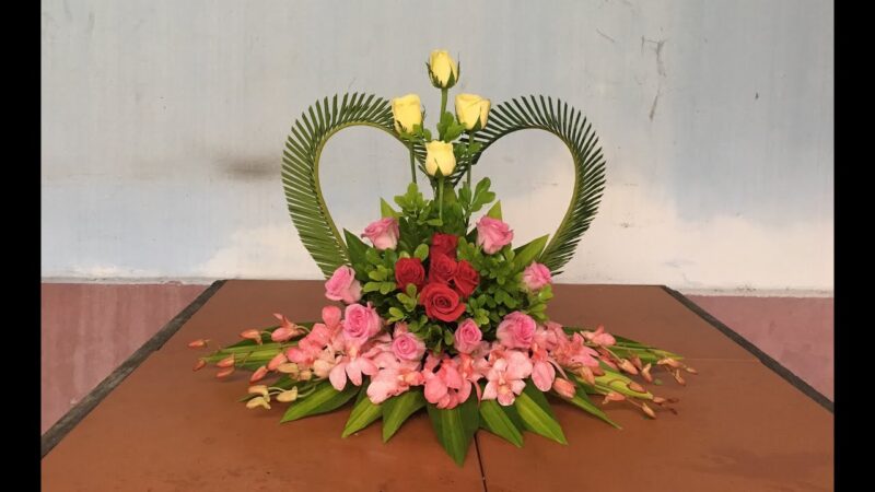 Mẫu hoa để bàn đơn giản