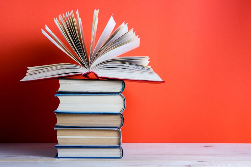 Hình ảnh cuốn sách mở ra đẹp nhất