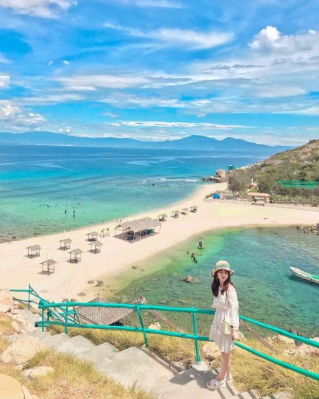 Hình ảnh đảo Điệp Sơn ở một góc nhìn đẹp