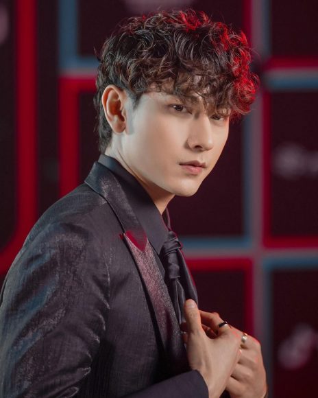 Hình ảnh góc nghiêng soái ca