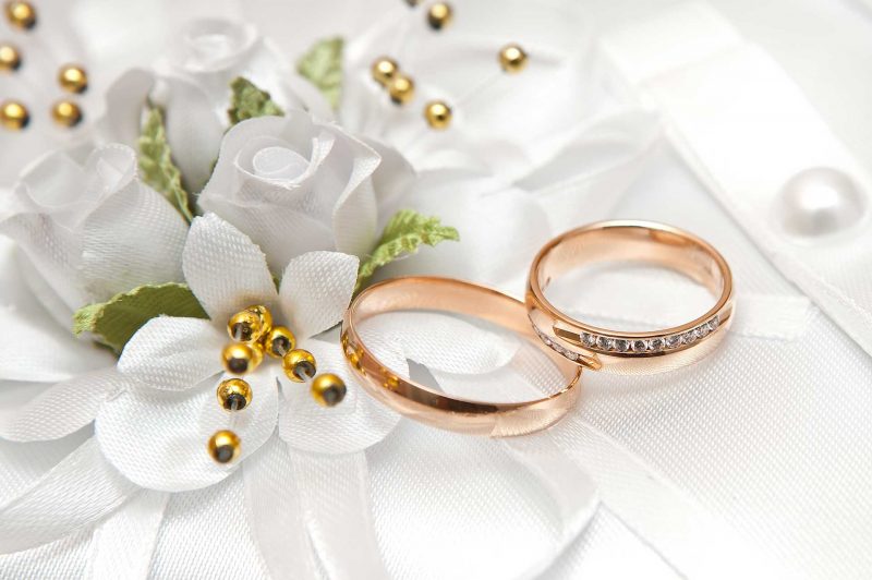 Hình ảnh nhẫn cưới làm hình nền cho máy tính