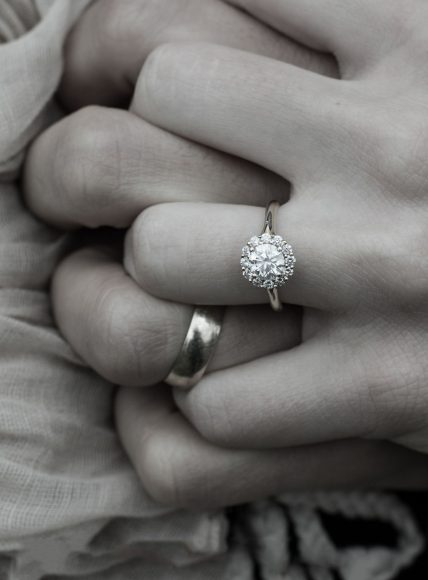 hình ảnh nhẫn cưới ấn tượng