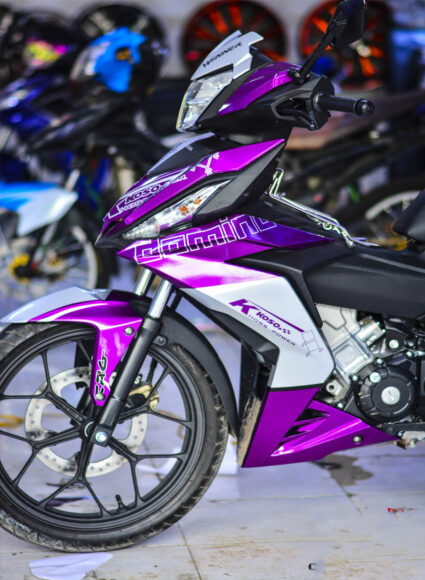 Hình ảnh xe Winner X độ kiểng màu tím