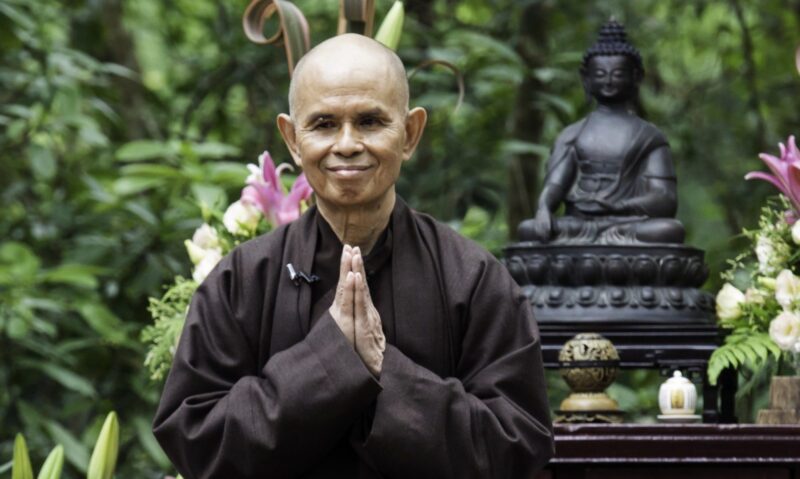 ảnh thiền sư Thích Nhất Hạnh đẹp từ bi