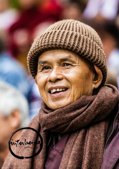 hình ảnh thiền sư Thích Nhất Hạnh nở nụ cười đẹp