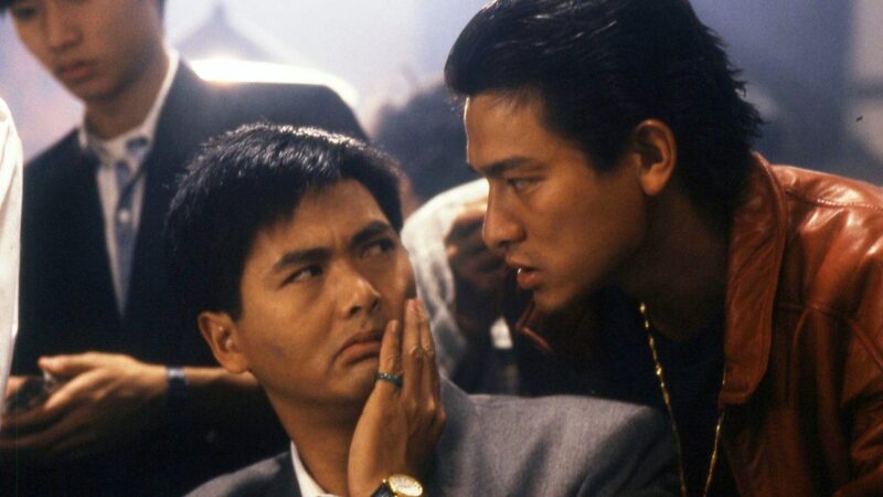 Hình thần bài nhìn nhau