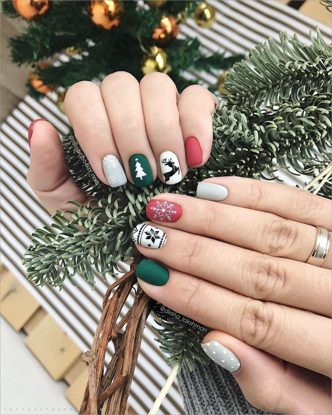 Christmas Tree Nail Art in 3 STEPS   YouTube