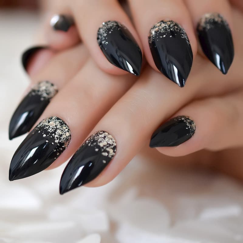 Top 55 mẫu nail đen đẹp cho nàng cá tính phong cách huyền bí