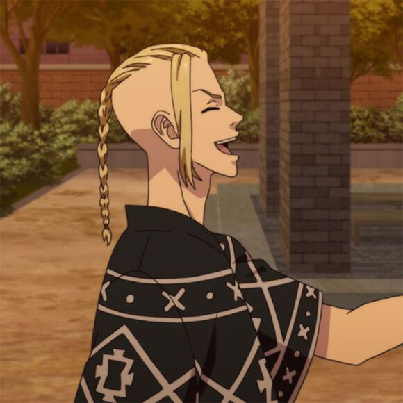 Ảnh Draken chơi đùa vui vẻ