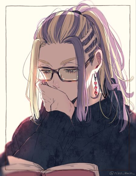 Ảnh Wakasa đeo kính