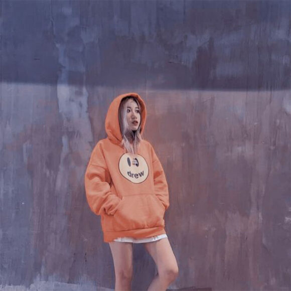 Ảnh Yummie khi suy tư