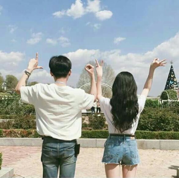 Avatar đôi cho 2 người yêu nhau