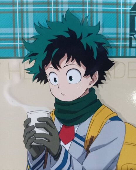 Hình Deku cầm cốc nước