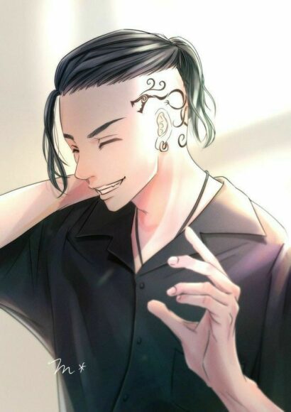 Hình Draken cười hạnh phúc