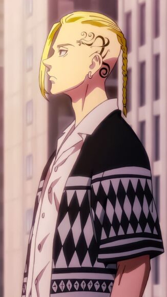 Hình Draken trầm ngâm