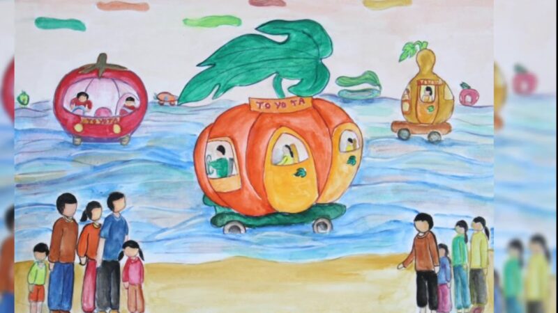 Vẽ tranh chiếc ô tô mơ ước quả bí ngô nổi trên mặt nước