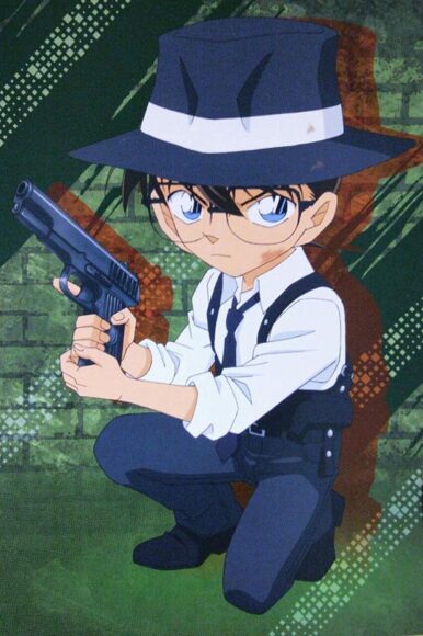 ảnh Conan ngầu khi cầm súng