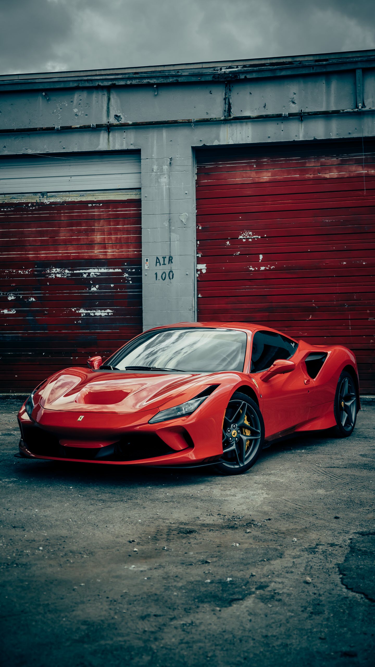 Ferrari bắt tay nhà thiết kế iPhone chuẩn bị cho dự án siêu xe điện   AutoMotorVN