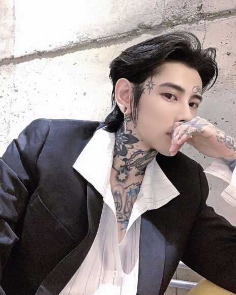 ảnh trai đẹp che mặt xăm trổ