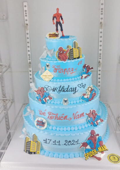 bánh sinh nhật nam hình siêu nhân