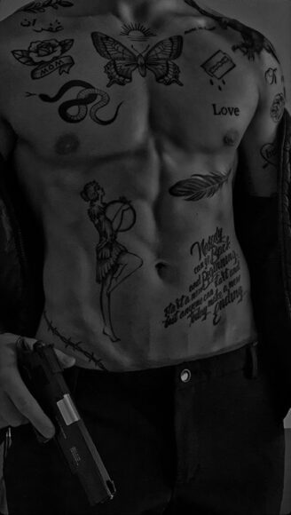 hình ảnh trai 6 múi che mặt đen trắng