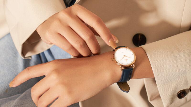 mẫu đồng hồ đeo tay nữ xinh