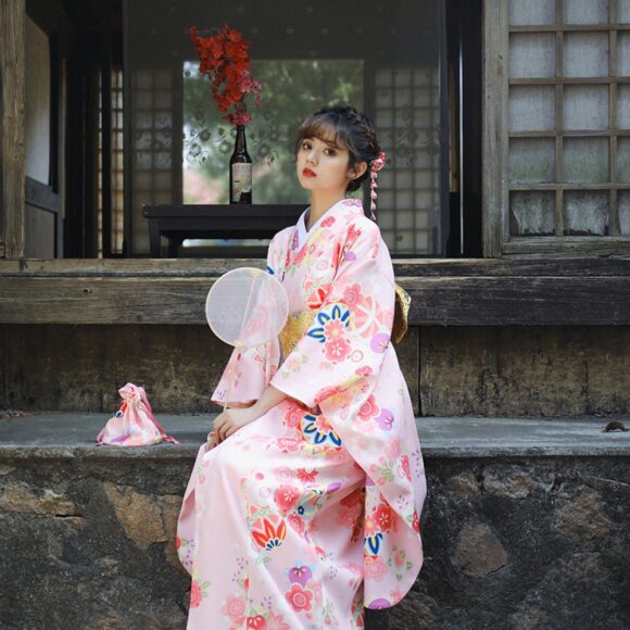 Ảnh Kimono hoa màu hồng