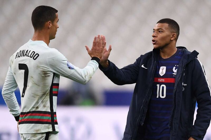 Ảnh Mbappe và Ronaldo