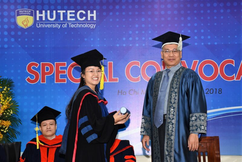 Ảnh TỐT nghiệp - HUTECH