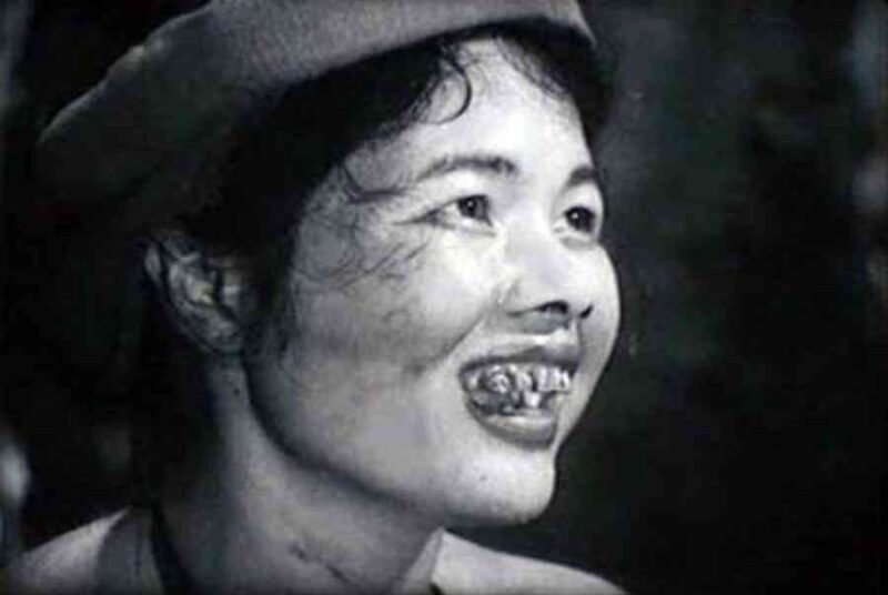 Ảnh Thị Nở cười