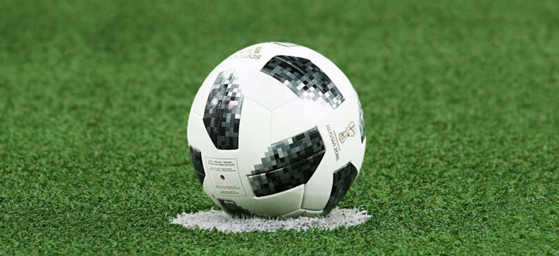 Ảnh bóng đá bóng trên sân