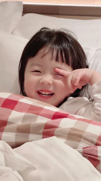 Ảnh em bé Hàn Quốc cười