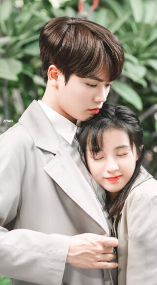 Ảnh ôm người yêu vào lòng