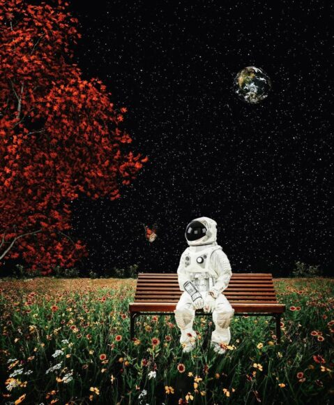 Ảnh phi hành gia trong công viên