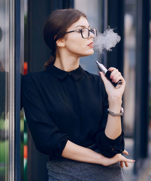 Ảnh thuốc lá điện tử