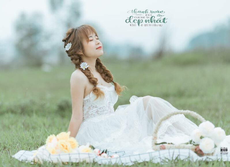 Hình ảnh cô dâu đơn đáng yêu